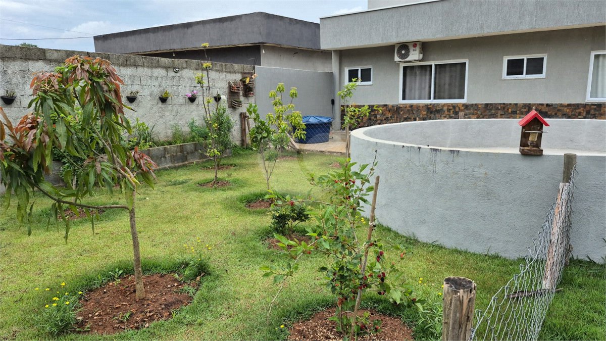 Casa Terreá com 3 suítes a Venda em Atibaia