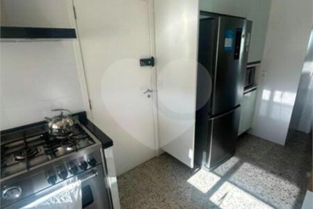 Apartamento para alugar com 3 suítes em Rio Pequeno, São Paulo, SP