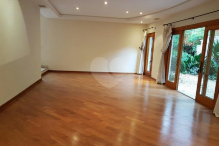 Casa à venda com 4 suítes no condomínio Jardim das Azaléias, São Paulo - SP