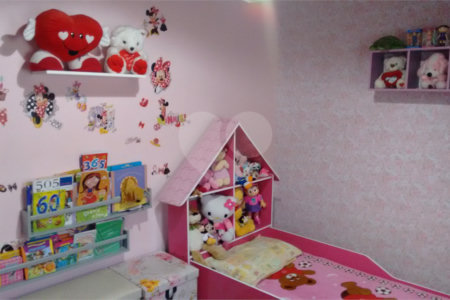 Sobrado à venda com 3 quartos, sendo 1 suíte,  em Jardim das Vertentes, São Paulo, SP