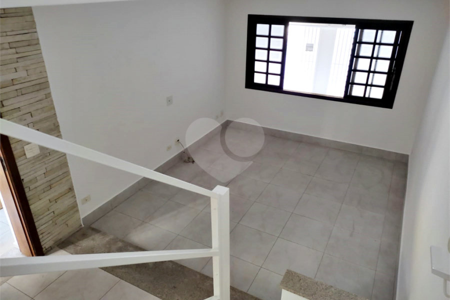 Sobrado à venda com 3 quartos, sendo 1 suíte,  em Vila Medeiros, São Paulo, SP