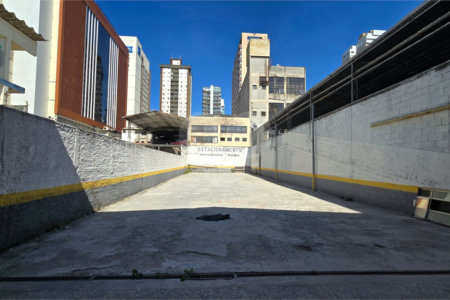 Galpão para alugar no Centro, Osasco, SP