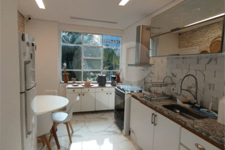 Apartamento à venda com 2 quartos, sendo 1 suíte,  em Higienópolis, São Paulo, SP