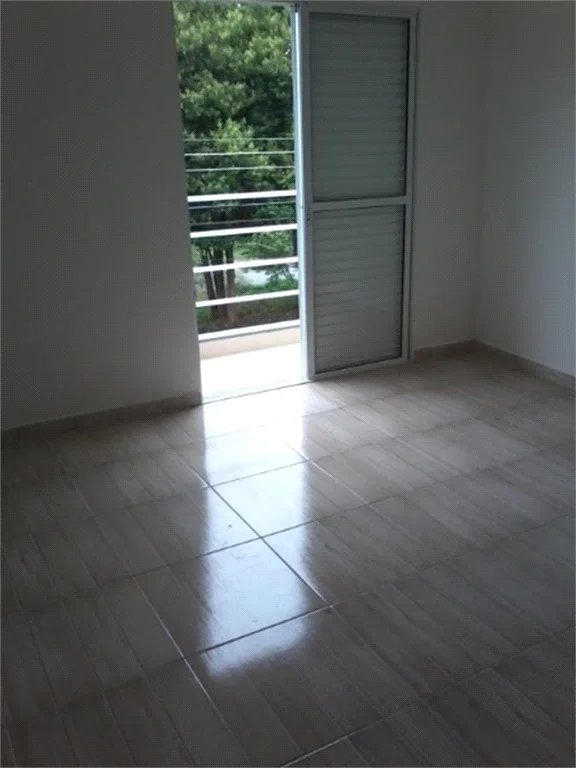 Sobrado à venda com 2 suítes em Vila Tiradentes, São Paulo, SP