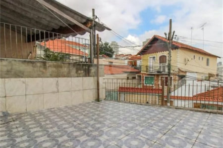 Sobrado à venda com 4 quartos, sendo 1 suíte,  em Parada Inglesa, São Paulo, SP