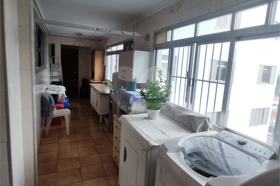 Apartamento à venda com 4 quartos, sendo 1 suíte,  em Santana, São Paulo, SP