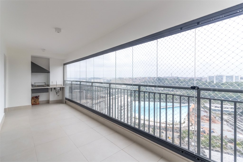 Apartamento à venda com 2 suítes em Santo Amaro, São Paulo, SP