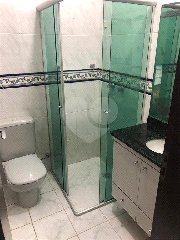 Casa à venda com 3 quartos, sendo 1 suíte, no condomínio Residencial Via Veneto, São Paulo - SP