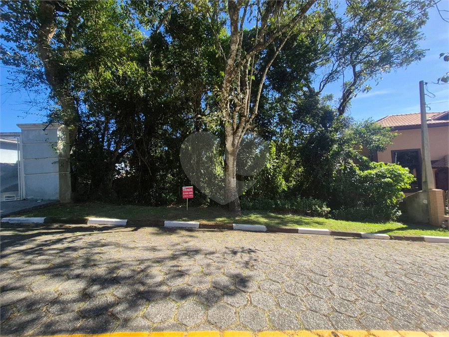 Terreno à venda no condomínio Parque Imperial da Cantareira, Mairiporã - SP