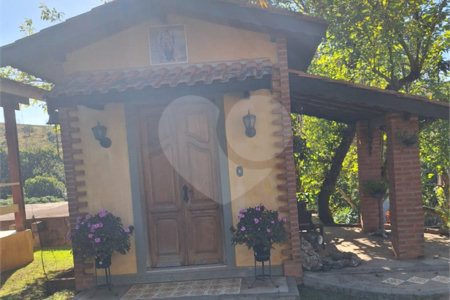 Casa em condomínio à venda com 4 quartos, sendo 2 suítes, no Centro, Bom Jesus dos Perdões, SP