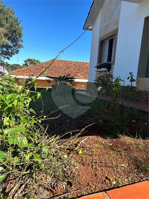 Casa para alugar com 6 quartos, sendo 3 suítes, no Centro, São Manuel, SP
