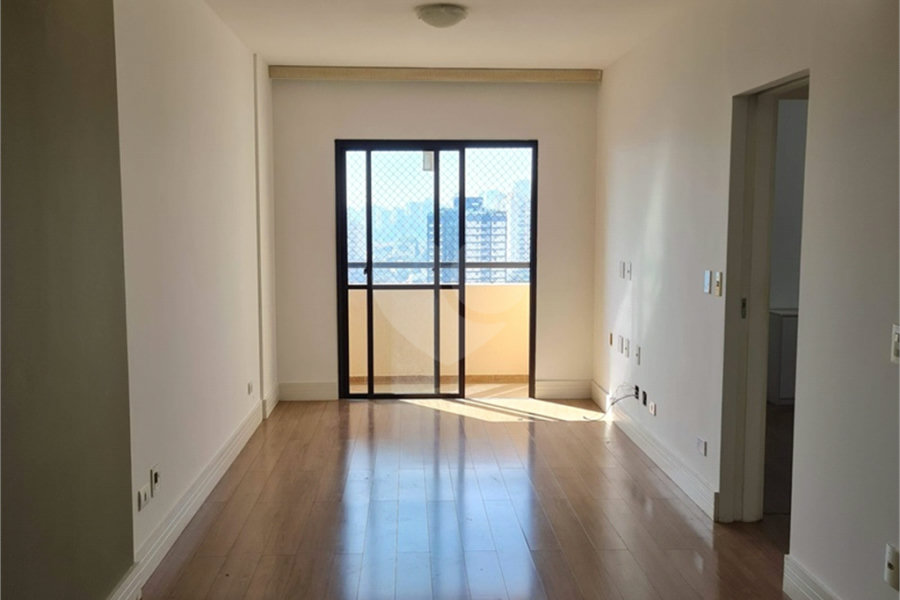 Apartamento à venda com 2 quartos, sendo 1 suíte,  em Santana, São Paulo, SP