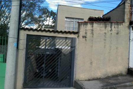 Casa à venda com 4 quartos, sendo 1 suíte, em Vila Vasconcelos, São Paulo, SP