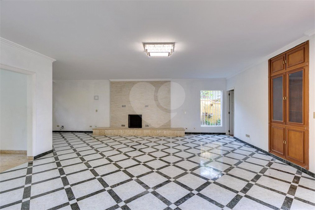 Casa Térrea à venda com 3 quartos, sendo 1 suíte, em Interlagos, São Paulo, SP