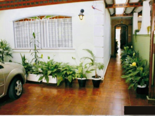 Sobrado à venda com 3 quartos, sendo 1 suíte,  em Jabaquara, São Paulo, SP