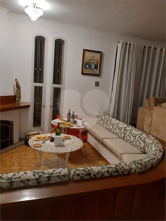 Sobrado à venda com 4 quartos, sendo 3 suítes, em Jardim São Bento, São Paulo, SP