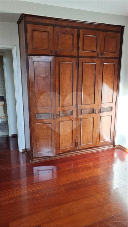 Apartamento à venda com 3 quartos, sendo 1 suíte,  no Centro, Araraquara, SP