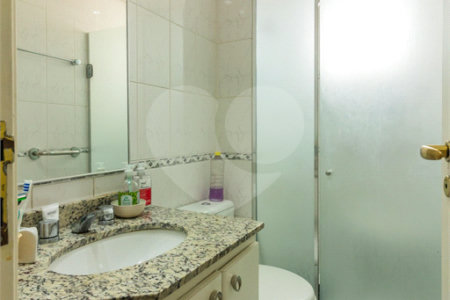 Apartamento à venda com 3 quartos, sendo 1 suíte, em Cambuci, São Paulo, SP