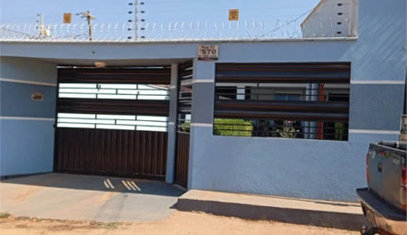 Casa à venda com 3 quartos, sendo 1 suíte, em São Luís, Balsas, MA