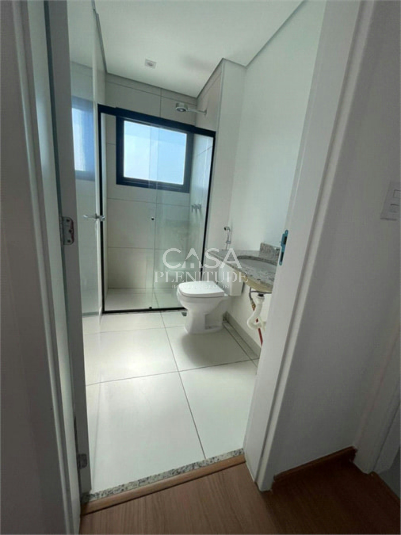 Apartamento para alugar com 2 quartos, sendo 1 suíte,  em Jardim Guarujá, Sorocaba, SP