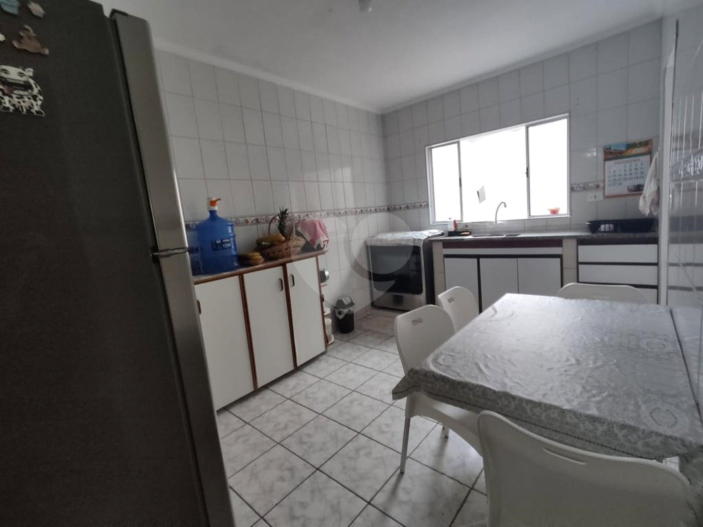 Sobrado à venda com 3 quartos, sendo 1 suíte, em Jardim Alvinópolis, Atibaia, SP