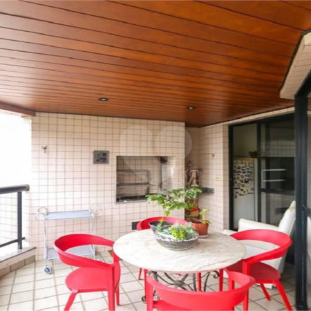 Apartamento à venda com 3 suítes em Jardim Vitória Régia, São Paulo, SP