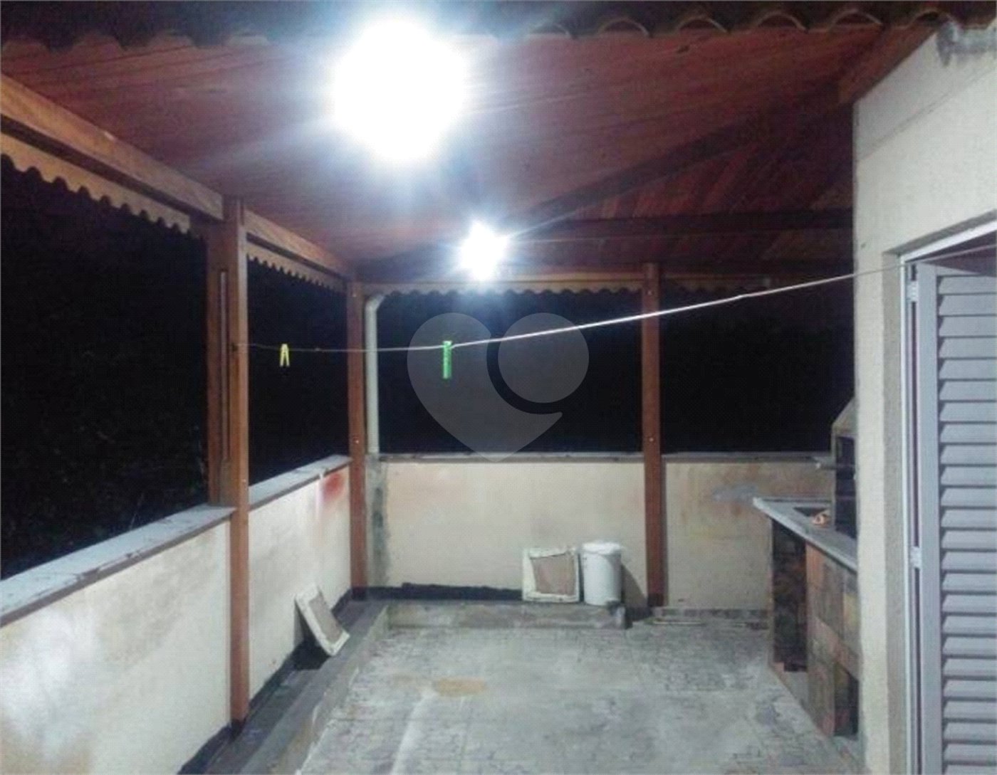 Apartamento à venda com 2 quartos em Jardim Itamarati, Poá, SP