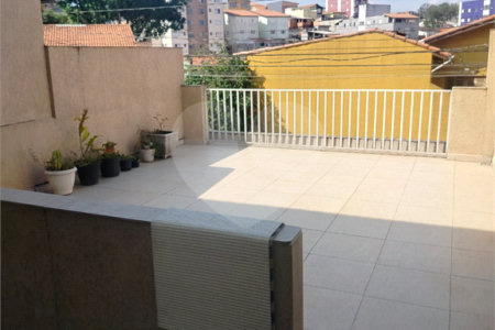 Sobrado à venda com 2 quartos em Jardim Santa Rosa, Taboão da Serra, SP