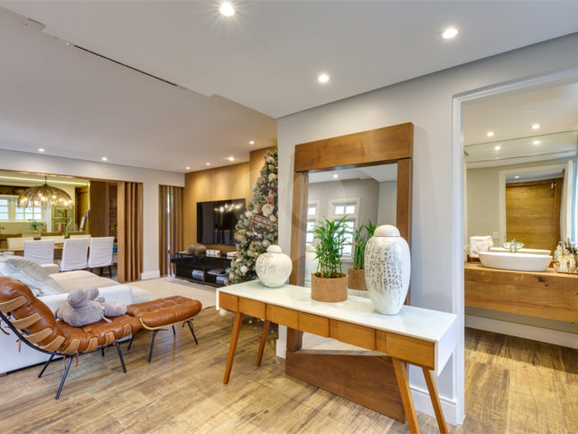 Casa à venda com 5 quartos, sendo 3 suítes,  em Alto da Boa Vista, São Paulo, SP