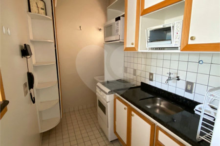 Apartamento à venda com 1 quarto em Vila Suzana, São Paulo, SP