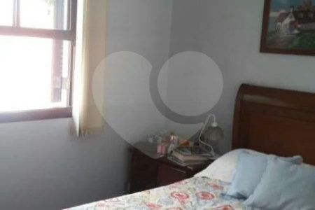 Sobrado à venda com 3 quartos, sendo 1 suíte, em Santa Teresinha, São Paulo, SP