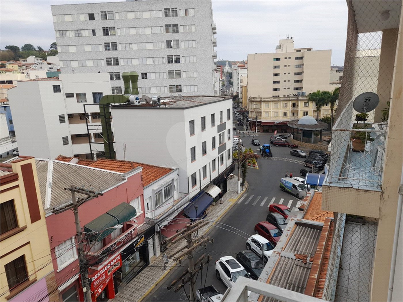 Apartamento à venda com 3 quartos, sendo 1 suíte, no Centro, Serra Negra, SP
