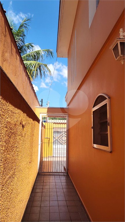 Sobrado à venda com 3 quartos, sendo 1 suíte,  em Artur Alvim, São Paulo, SP