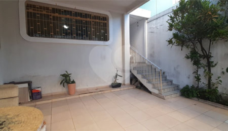 Sobrado à venda com 4 quartos em Santana, São Paulo, SP