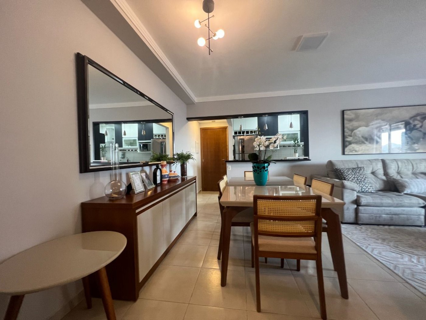 Apartamento com 2 dormitórios à venda, 94 m² por R$ 1.580.000,00 - Gonzaga - Santos/SP