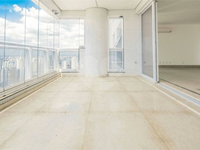 Apartamento à venda com 4 suítes em Anália Franco, São Paulo, SP
