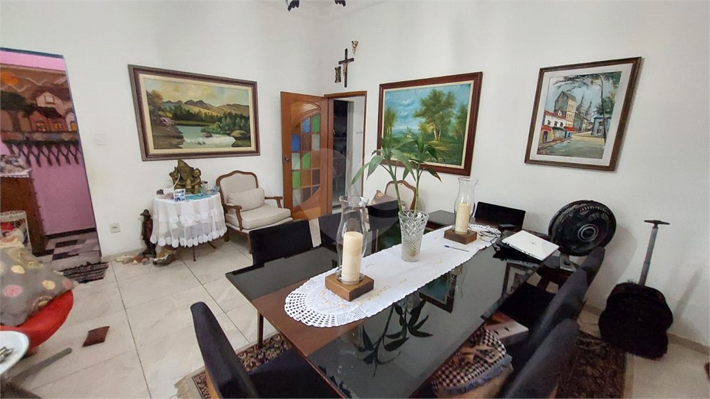 Casa à venda com 6 quartos, sendo 3 suítes, em Grajaú, Rio de Janeiro, RJ