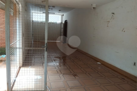 Casa à venda com 5 quartos, sendo 3 suítes, em Vila Sedenho, Araraquara, SP