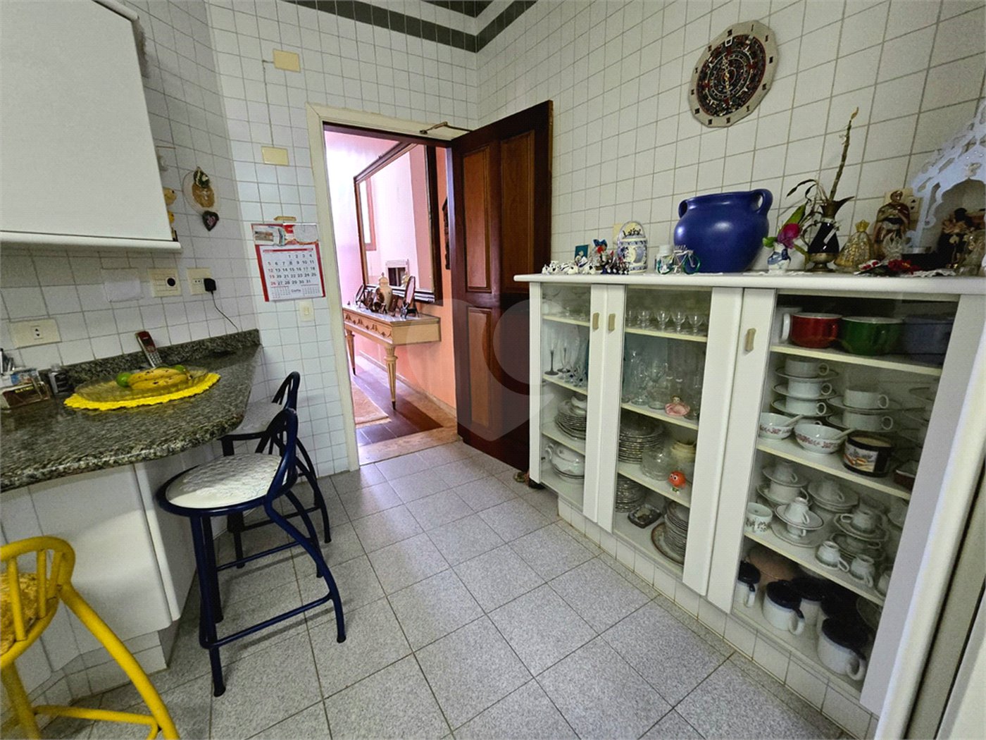 Sobrado à venda com 4 suítes em Tremembé, São Paulo, SP