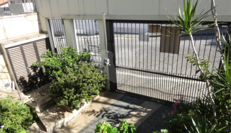 Casa Térrea à venda com 3 quartos, sendo 1 suíte,  em Parada Inglesa, São Paulo, SP