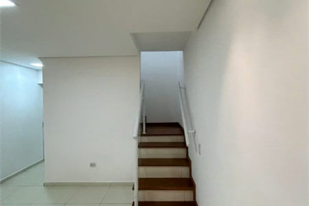 Casa de Vila para alugar com 4 suítes em Vila Romana, São Paulo, SP