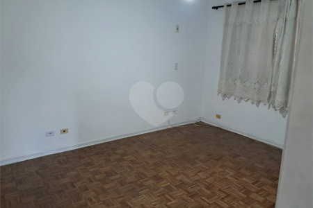 Sobrado para alugar com 4 quartos, sendo 2 suítes, em Interlagos, São Paulo, SP