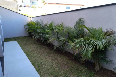 Casa à venda com 3 quartos, sendo 1 suíte, no condomínio Bella Città - Fazenda Rodeio, Mogi das Cruzes - SP