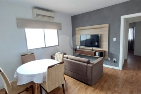 Apartamento à venda com 2 quartos em Santo Amaro, São Paulo, SP