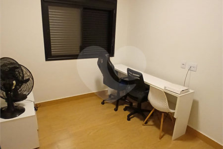 Casa à venda com 3 quartos, sendo 1 suíte, no condomínio Jardim, Sorocaba - SP