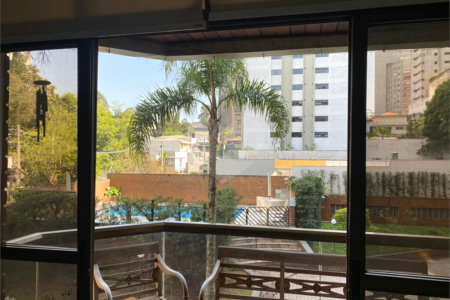 Apartamento à venda com 3 quartos, sendo 1 suíte, em Real Parque, São Paulo, SP