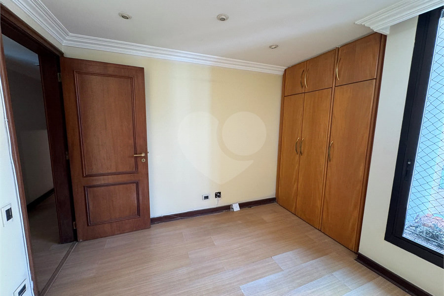 Apartamento à venda com 4 quartos, sendo 3 suítes, em Santana, São Paulo, SP