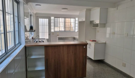 Sobrado à venda com 3 quartos, sendo 1 suíte, em Jardim Bonfiglioli, São Paulo, SP
