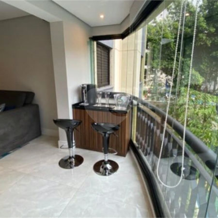Apartamento à venda com 3 quartos, sendo 1 suíte,  em Vila Regente Feijó, São Paulo, SP