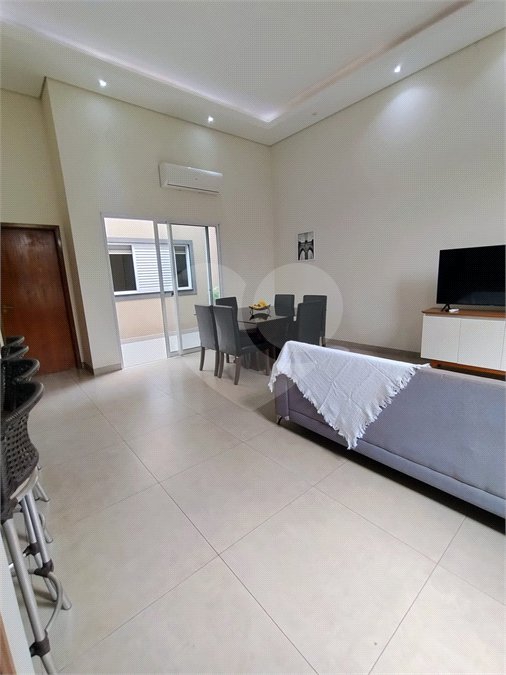 Casa à venda com 3 quartos, sendo 1 suíte, em Jardim Santa Cecília, Ribeirão Preto, SP